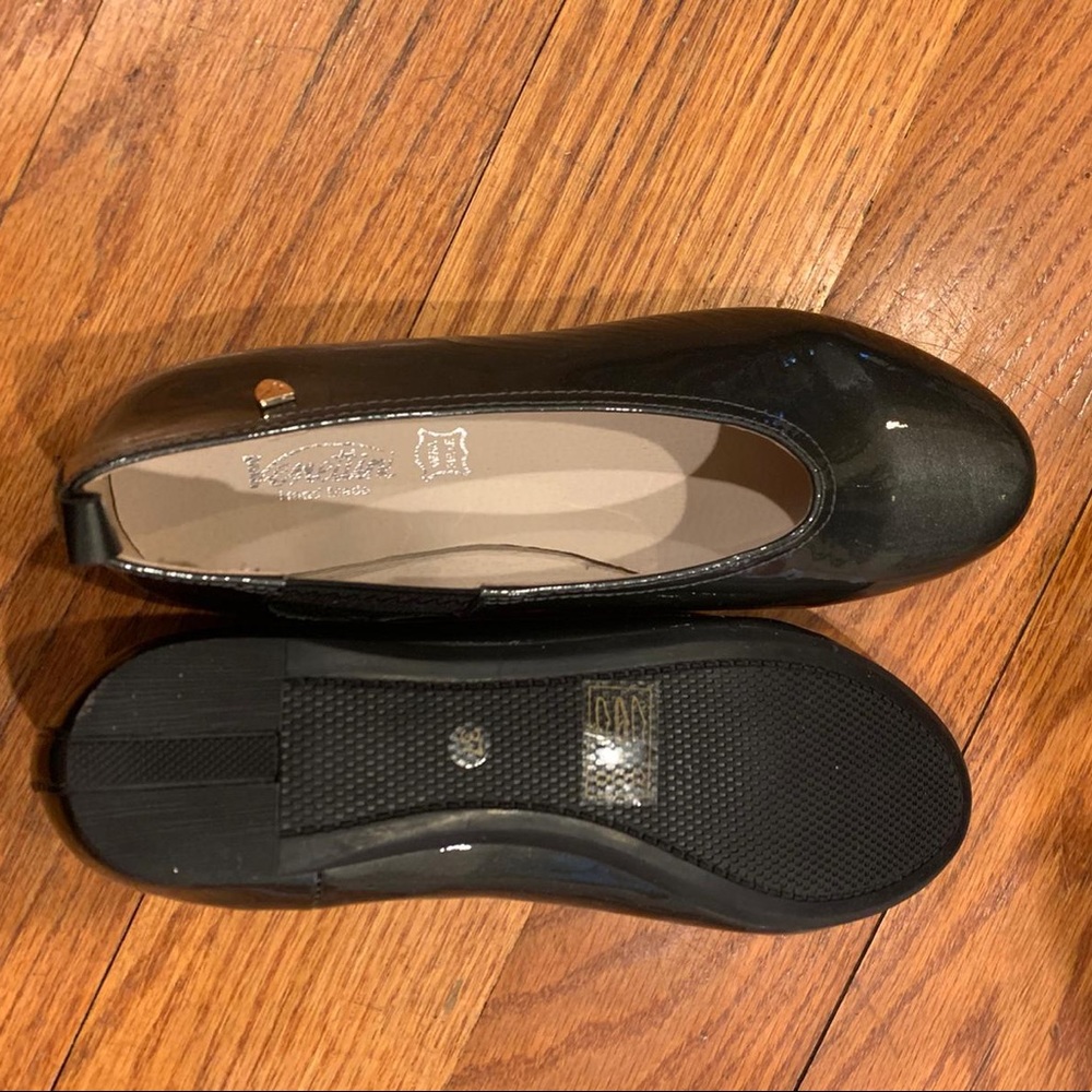 Beautiful Shiny Grey Flats with small golden logo on side
